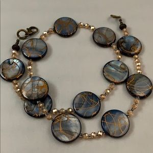 🌎 Blue and gold bead necklace 🌎